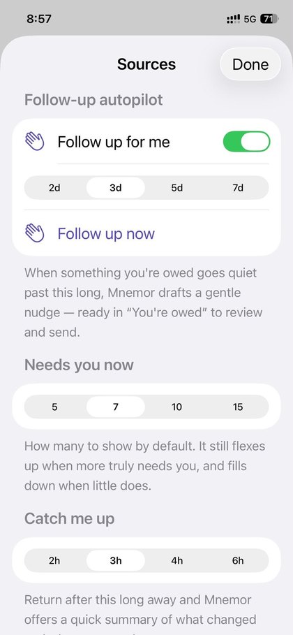 Mnemor's follow-up settings, with an interval picker and a control for how many items to show.